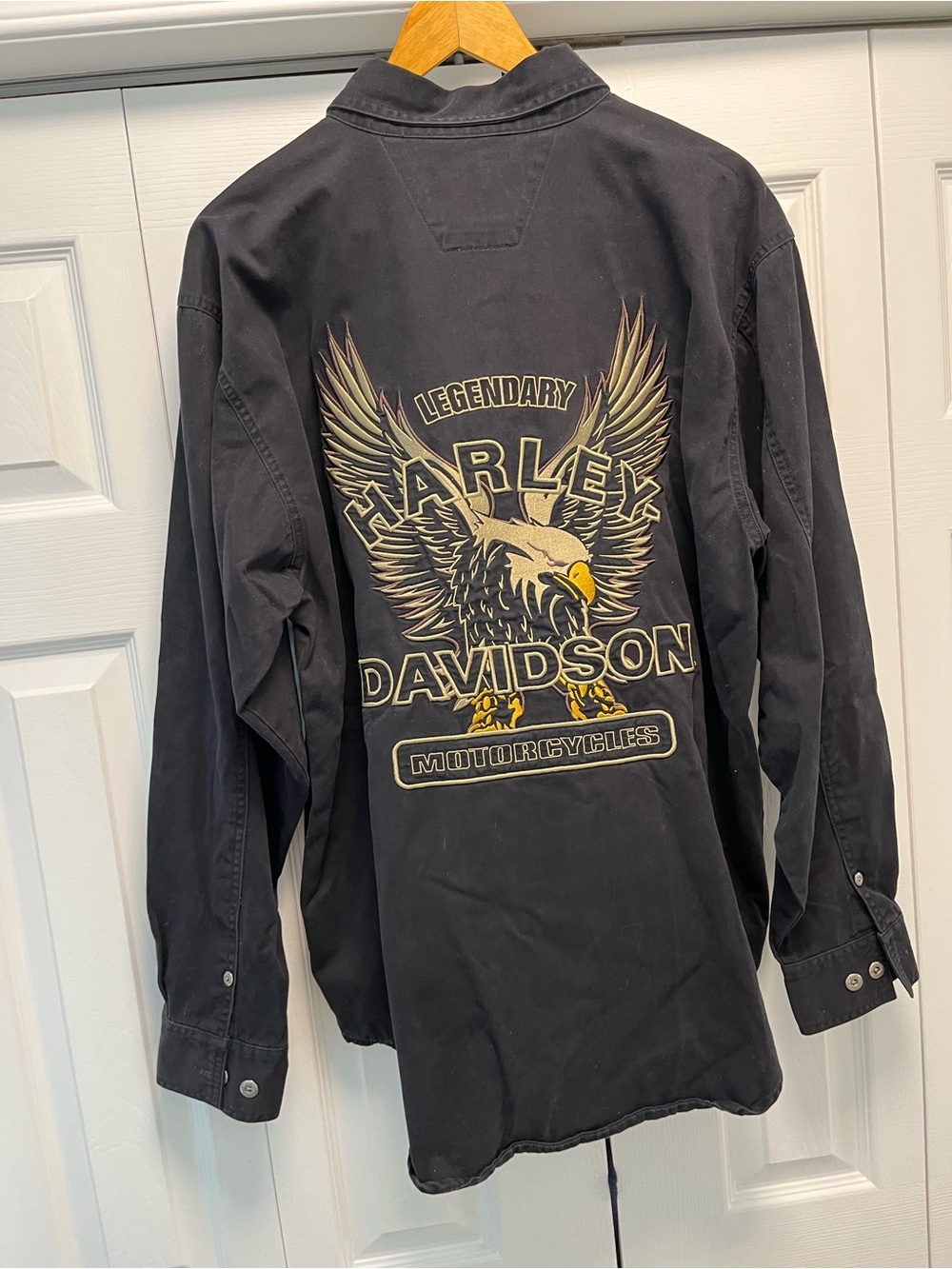 Harley-Davidson Black Long-Sleeve Button-Down Shirt with Chest Logo - Picture 6 of 12